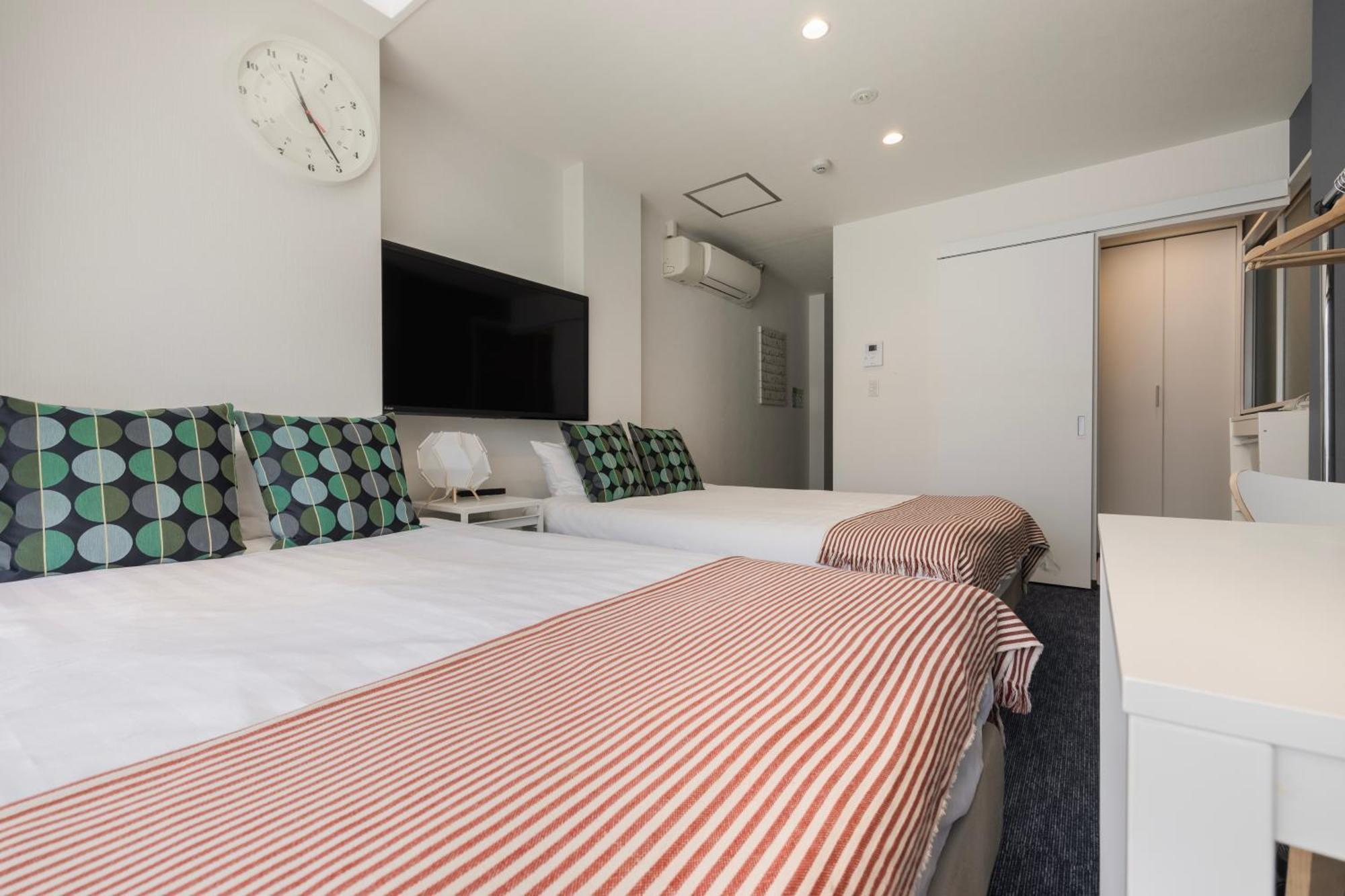 Namba Garden Square Apartment Osaka Bagian luar foto